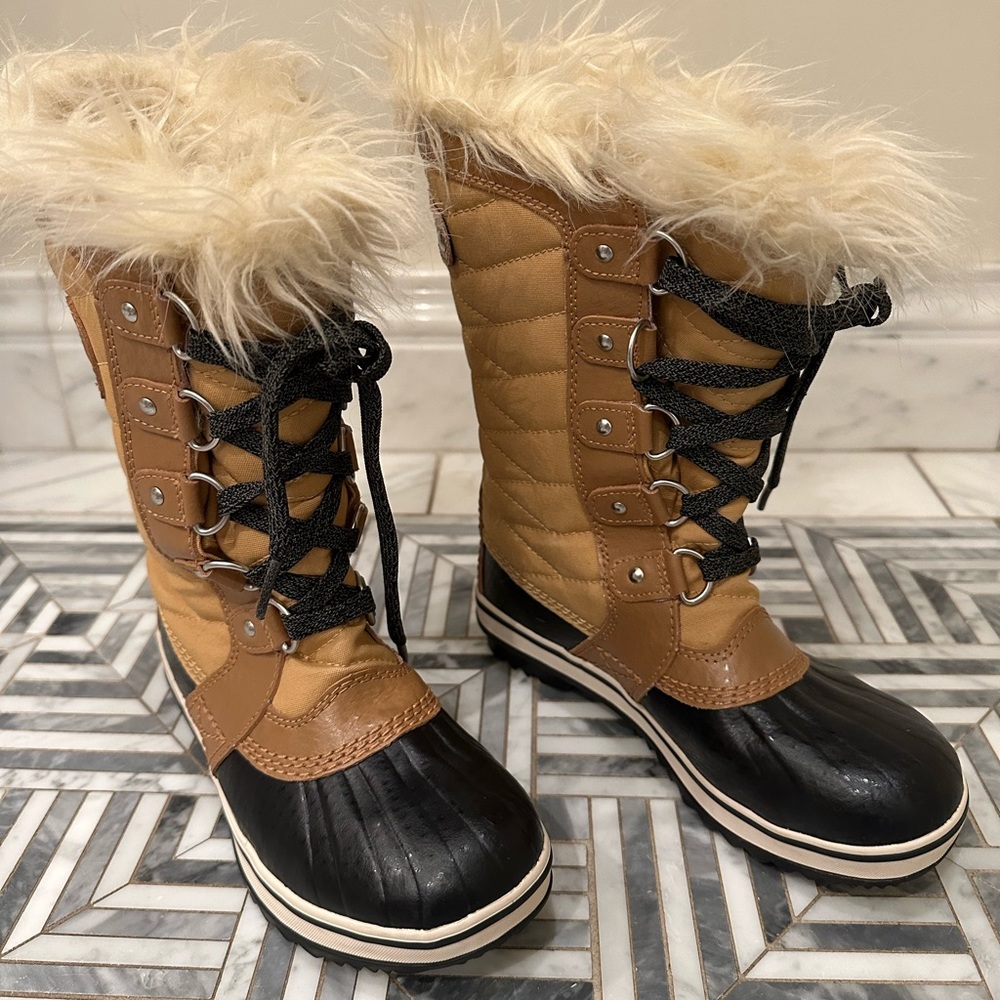 Brand New Sorel Boots - Kids Size 1